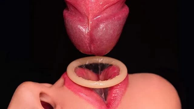 Close Up: Best Milking Mouth Made You Cum Twice in Condom! Broke the Condom a